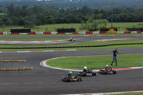 Pilotos Da Rb Motorsport Conquistam P Dios Na Etapa Da Copa Itu De