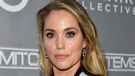 Was wurde eigentlich aus "Showgirls"-Star Elizabeth Berkley?