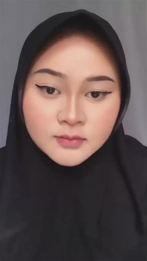 Tutorial Eyeliner Mudah Trik Makeup Produk Makeup Riasan Kreatif