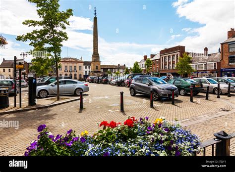 Ripon market square hi-res stock photography and images - Alamy