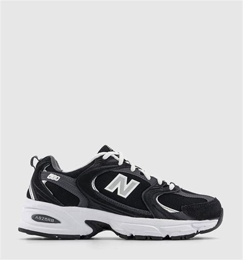 New Balance Trainers Office