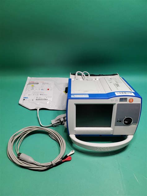 Used Zoll R Series Plus W Aed Pacing Ecg And Etco Defibrillator For