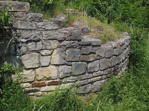 Góra Świętego Marcina i ruiny zamku w Tarnowie tymrazem pl