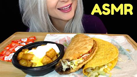 Asmr Eating Sounds Taco Bell Crunchy Taco And Chalupa With Cheesy Fiesta Potatoes Mukbang Youtube