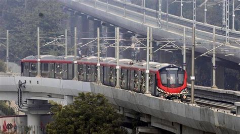 Lucknow Metro Achieve 1.11 Crore Ridership - Metro Rail News