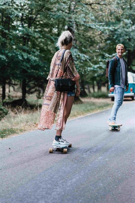 7 Hot Sexy Saskia Weerstand Bikini Pics