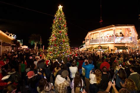 Cannery Row Tree Lighting Nov 29 2024 Monterey Events Calendar