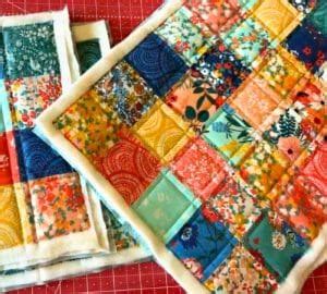 Potholder And Hot Pad Set Tutorial DIY Joy