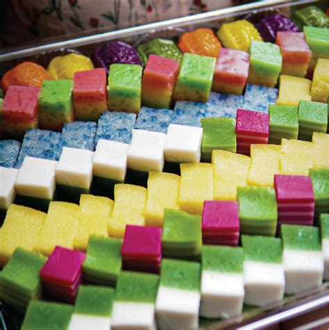 Medium Platter Set 50 Pieces Nyonya Lab