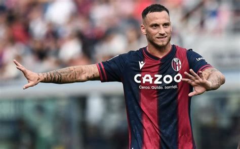 Bologna Infortunio Arnautovic Le Ultime Sui Tempi Di Recupero