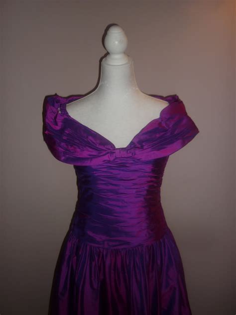 The Vintage Girls: NEW purple silk dress, sourced today!!