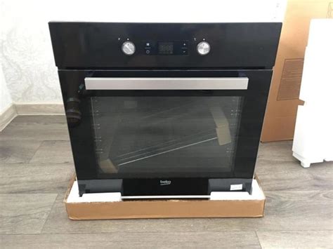 Духовой шкаф Beko BIE 21300 B (BIE 21300 W) - ДамСовет