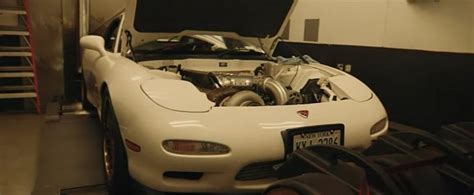 Watch This 1997 Rx 7 Scream At 9 000 Rpm Hits 1 272 Hp On The Dyno Autoevolution