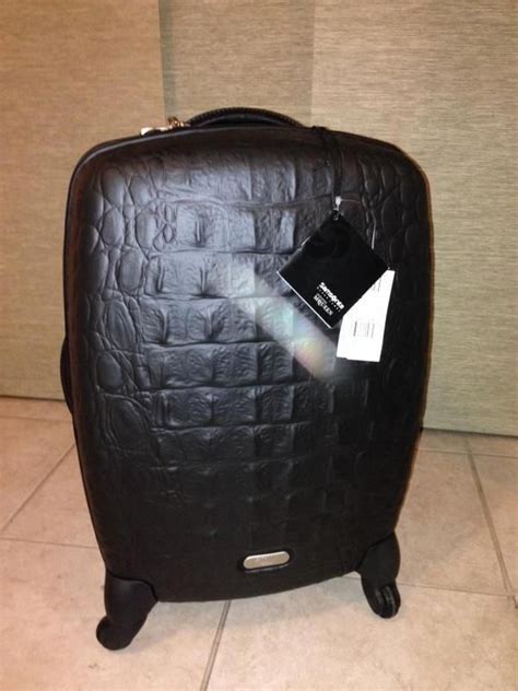 Checking Out The Samsonite Hard Shell Luggage Sets