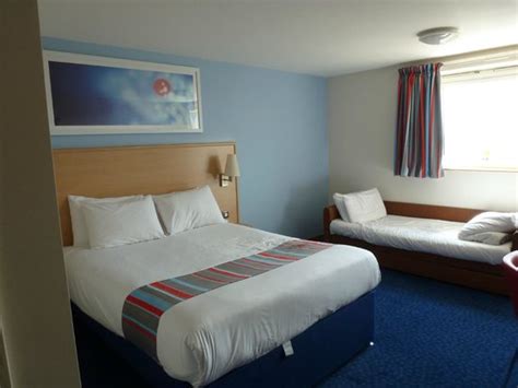 family garden center: Travelodge Covent Garden Family Room