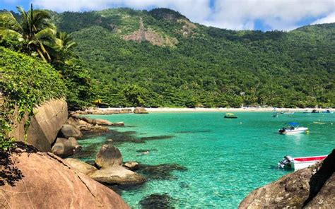 Luau No Outro Lado Da Ilha Grande Praia Do Aventureiro Verde Vida