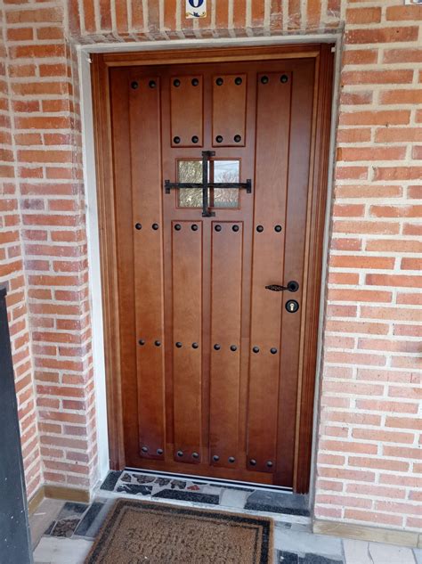 Puerta De Madera Maciza Para Exterior PUERTAS J FIDALGO