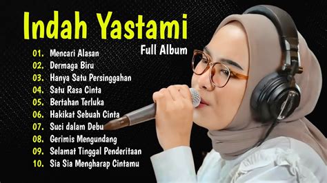 Indah Yastami Mencari Alasan Hanya Satu Persinggahan Cover