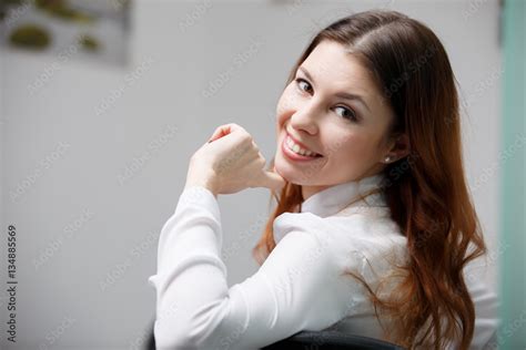 Picture Of Brunette In White Shirt Foto De Stock Adobe Stock