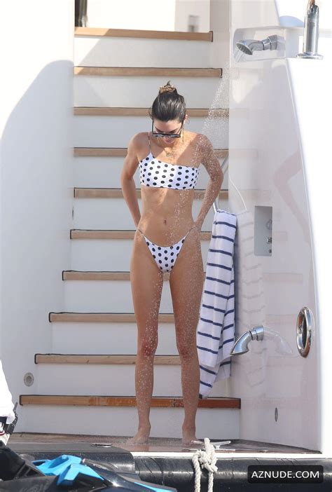 Kendall Jenner Takes A Ride On A Jetski And Shows Off Her Amazing Bikini Body In Monaco France