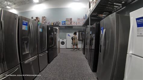 AMWednesday Naked In Best Buy Shop