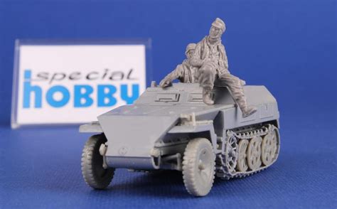 Sd Kfz Crew In Winter Uniforms Armorama