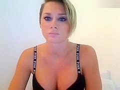 LauranVickers Massaging Her Clit PornZog Free Porn Clips