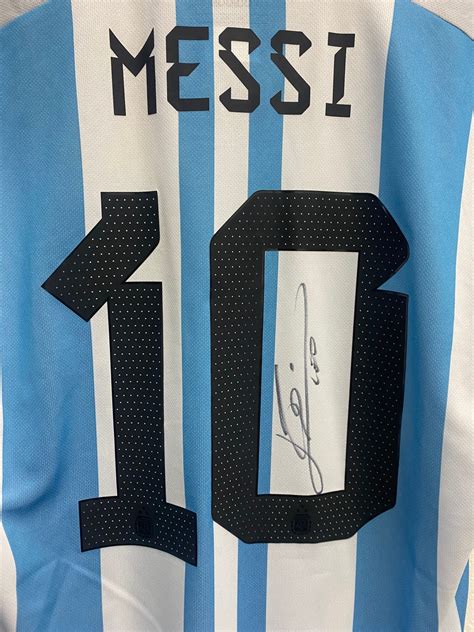 Leo Messi 2022 Argentina World Cup Shirt - Autographed Collectables