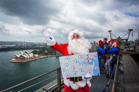 Fajarv: Santa Claus In Australia Images