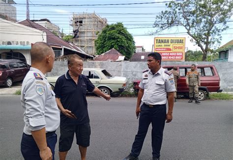 Dishub Manado Tindaki Pengusaha Bengkel Gunakan Jalan Sebagai Tempat