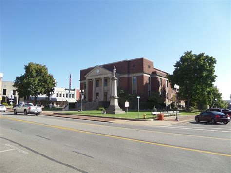 Kentucky Travels Downtown Madisonville Kentucky