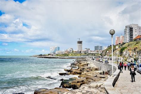 Murió un turista en Mar Del Plata al caer desde un paredón