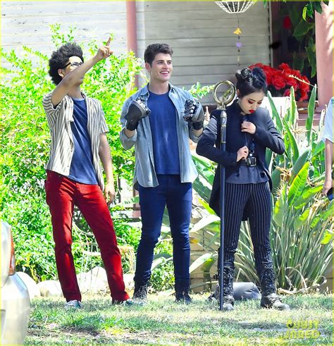 Gregg Sulkin Uses His Superpower Gloves On Runaways Set Photo