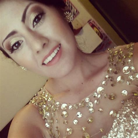 Prom Makeup For A Gold Dress Gold Dress