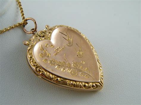 C1890 9k Antique Gold Locket Victorian Edwardian Large 9ct Gold Locket Gold Basket Of Flowers