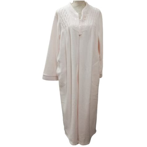 Miss Elaine Housecoat Medallion Style 866889 Lingerie And Leisure