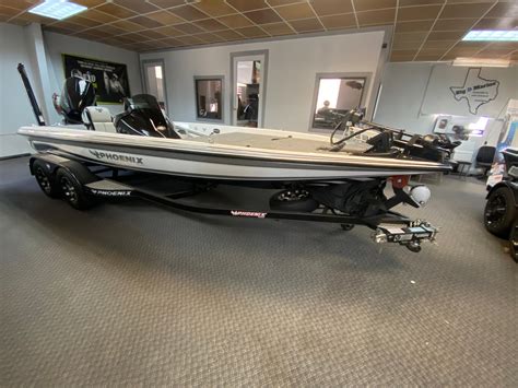 2023 Phoenix 721 Pro Xp Bass For Sale Yachtworld
