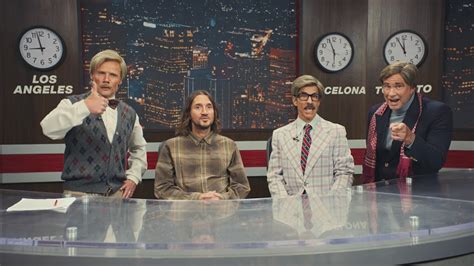 I Red Hot Chili Peppers Annunciano Un Tour Mondiale Con Un Esilarante Video GUARDA