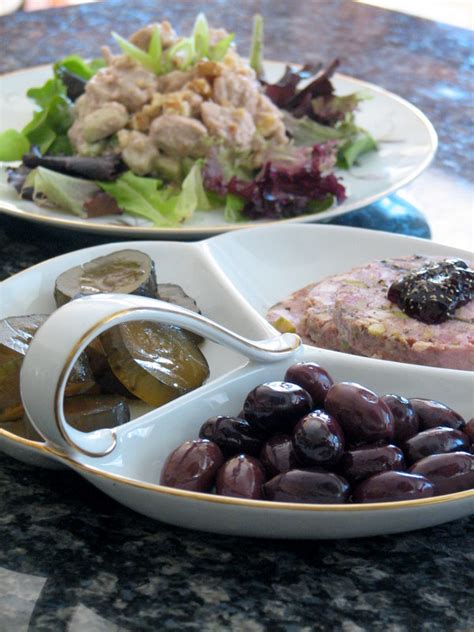 Glass Relish Dishes And China For Serving Pickles