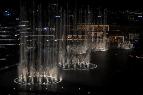 Dubai fountain editorial stock photo. Image of dubai - 270735593