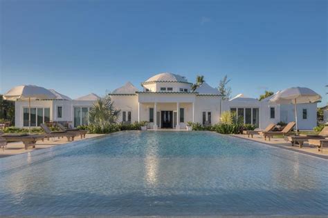 [UPDATED] 11 Dreamy Bahamas Luxury Villas