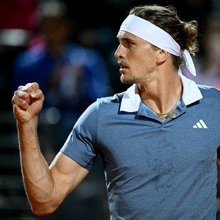 ATP Masters Rom Alexander Zverev Bleibt Weiter Ohne Satzverlust Und