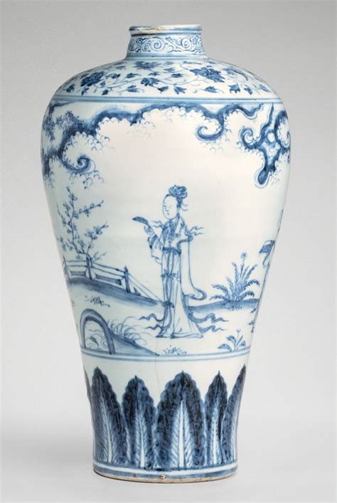 Ming Dynasty Porcelains From A Japanese Private Collection At Sothebys