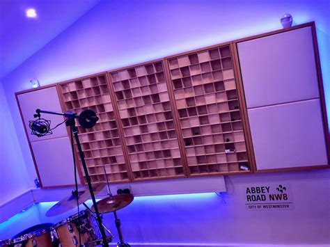 Does Your Studio Suffer From Poor Room Acoustics Check Out These 5