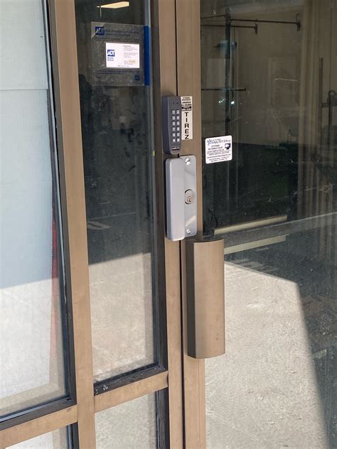 BEFORE AND AFTER - Greene Locksmiths