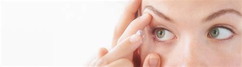 Insert And Remove Your Lenses How To Use Contact Lenses Opsm