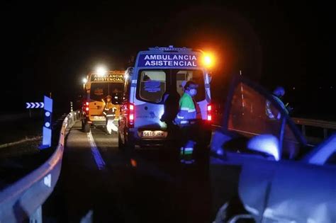 Fallece un joven de 21 años en una colisión frontal en Burgos