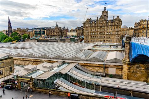 Edinburgh Waverley Train Station - Visit One of the Busiest Terminals ...