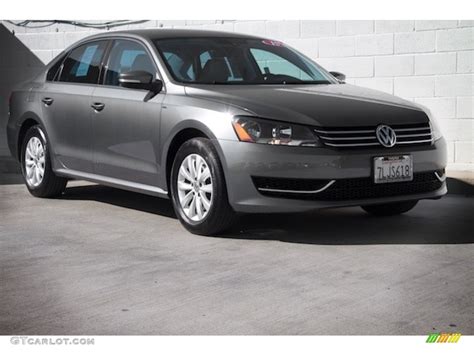 2015 Platinum Gray Metallic Volkswagen Passat Wolfsburg Edition Sedan 120592388 Photo 25