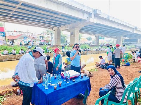 Ratusan Peserta Ikuti Lomba Mancing Prabowo Gibran Di Kalimalang